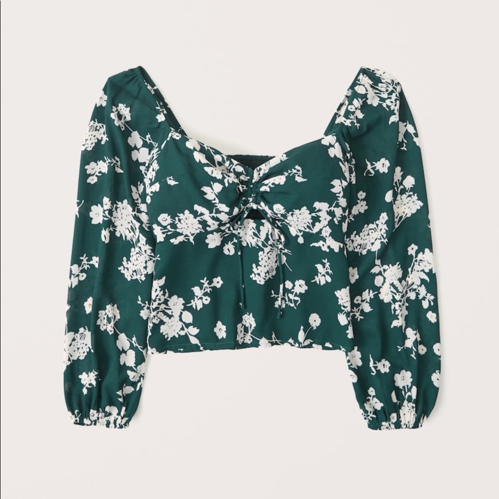 Abercrombie Long Sleeve Clinched Front Cutout Top